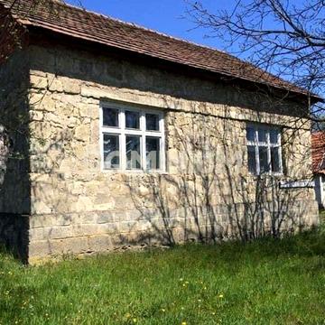 Продаж будинку  в центрі  с.Кошельово
