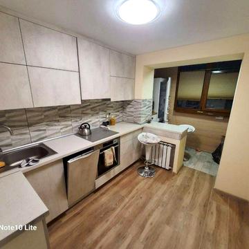 Продам 1к квартиру студию на ж/м Тополь 2