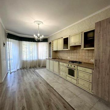 сдам  дом с ремонтом и мебелью  в элитном комплексе Сосновый Берег