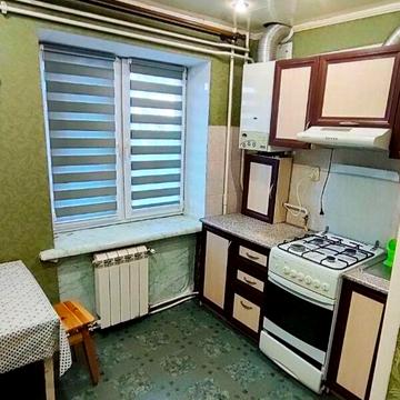 Довгострокова оренда 3к Квартира Дорошенка Петра вулиця