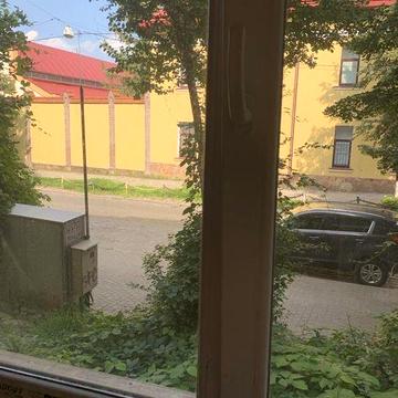 2 кім. Клепарівська, ближній центр