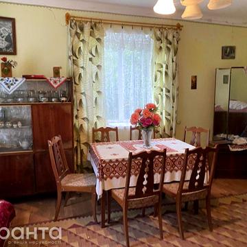 Продається будинок з земельною ділянкою 25 сотих