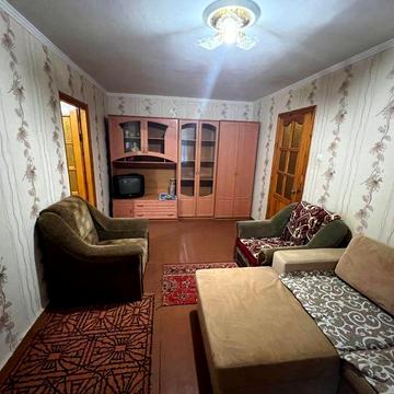 Сдам 2х комнатную в центре