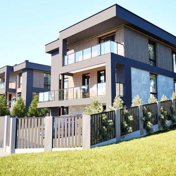Продаж будинку у Зубрі на стадії будівництва