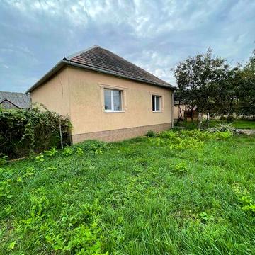 Продаж будинку в с. Дубрівка