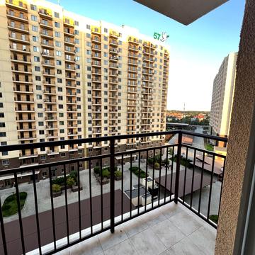 Перлинна вул., 10