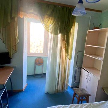 1к гостинка, Малишка, 27, 5хв. пішки м.Чернігівська