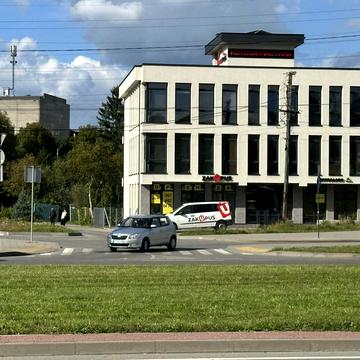 Хуторівка вул., 35В