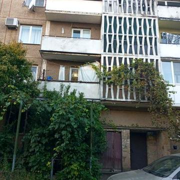Продаеться 3 кімнатна квартира Терміново ЖК осбб