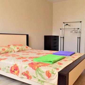 Віталія Нестеренка вул. (Академіка Воробйова), 1б