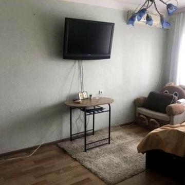 Квартира Курчатова Ореста Левицького 20