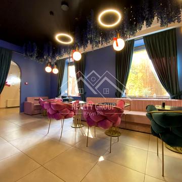 Гагаріна, 37