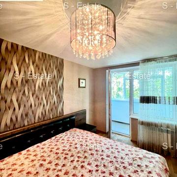 Продам 3к квартиру Холодная гора Бавария пер. Баварский