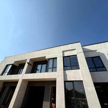 Продаж таунхаусі с Угорники