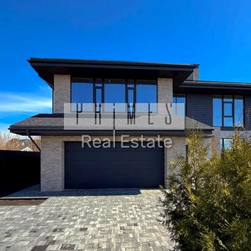 Вишнева вул.