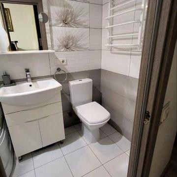 Продаж 2к квартири Космос Комарова Висотна