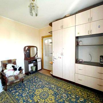 Продаю 3к квартиру з квадратним холом. Роздільні кімнати!