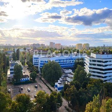 Продах 1к кв  Героїв Севастополя 33