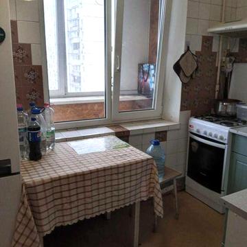 О.Архипенка, 10 в, ст.м. Оболонь - 15 хв.