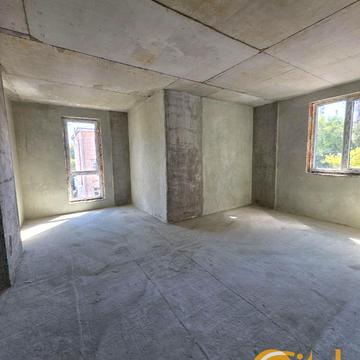 Очеретяна вул., 31