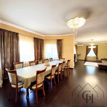 Мисливська, 19