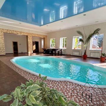 Мисливська, 19