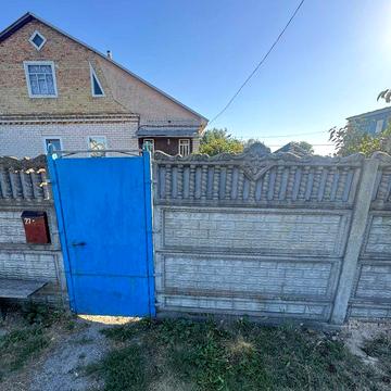 Продам частину будинку, вул. Покровська, с. Плоске