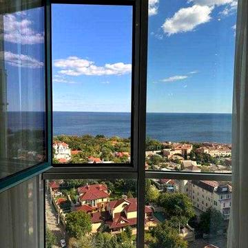 Продам 1-кімнатну квартиру з  видом на море в ЖК “Aqua Marine”