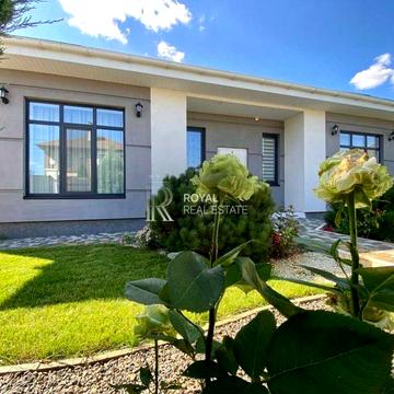 Володимирська вул.