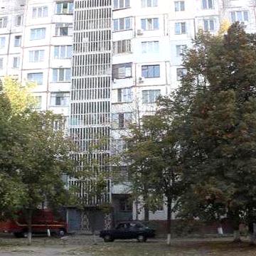 Продам однокімнатну квартиру,Таврик
