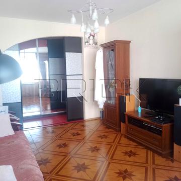 Зої Гайдай вул., 7