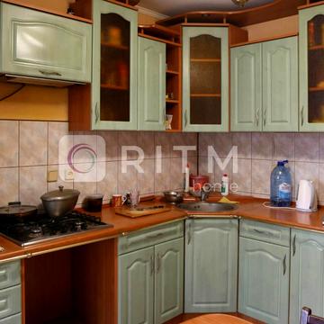 Кирила Студинського вул., 6