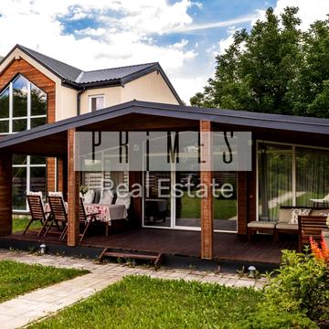 Підгірна, 38В