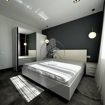 Здається в оренду дворівнева квартира з великою терасою по вул. Яцкова