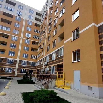 Захисників України вул. (1-го Травня), 42-Б