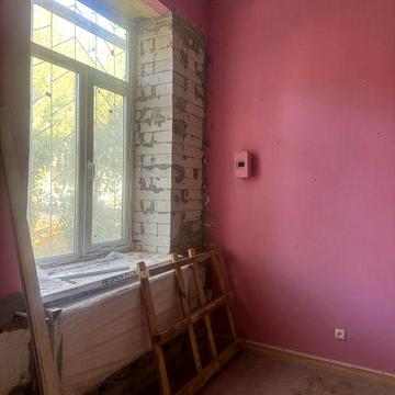 НайПродам квартиру 40 м2 під пемонт( вікна сантехніка нові  по 520$ м2