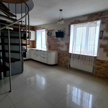 Унікальна 3-рівнева 3к квартира, Вишгород, Центр, 20 хв до Києва