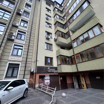 Центр міста продаж 3 кімнатна квартира вул.Мазепи 35б ЗДАНИЙ БУДИНОК