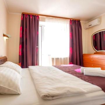 Просторные апартаменты в центре с хорошим видом на ТРЦ Gulliver