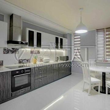 продажу 3-кімнатна квартира в закритому комплексі -ЖК Комфорт Таун ЖК Комфорт Таун