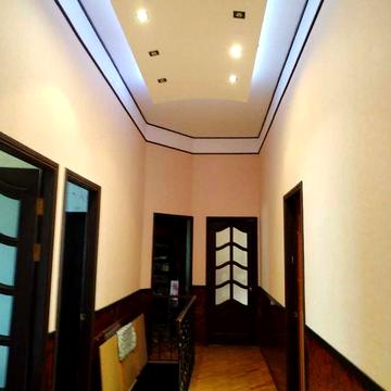 Продам квартиру возле метро (404248)