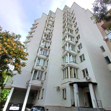 Квартира на Французском Бульваре