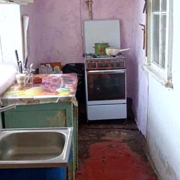 Продаж 3к Дім Центральна