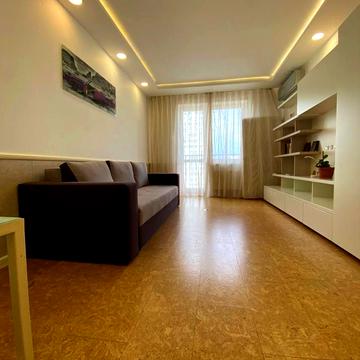 Добровольців вул. (Маршала Говорова), 10/6