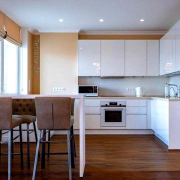 Простора і затишна квартира біля метро Лук’янівська