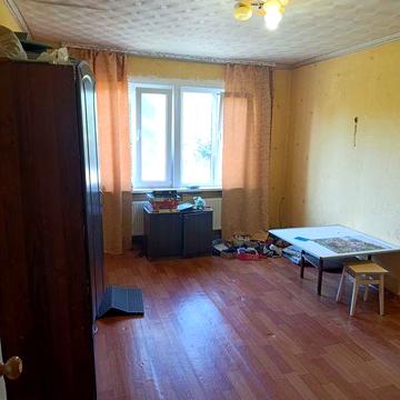 Продається 2х кімнатна квартира в м.Узин Київська область.