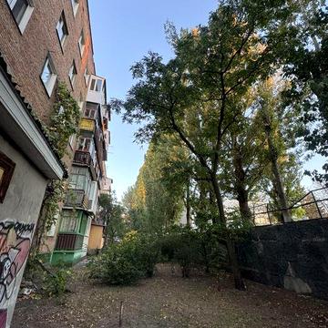 Найнижча  ціна кв 40 м2 під  ремон( вікна сантехніка нові  по 520$ м2