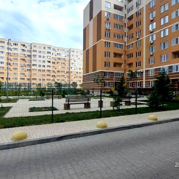 Захисників України вул. (1-го Травня), 42-Б