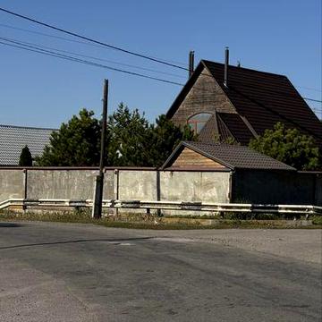 Будинок у Королево