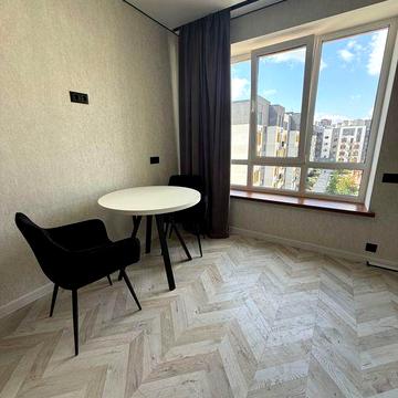 1к з новим ремонтом! Поруч набережна! Квартира з документами! Без%!